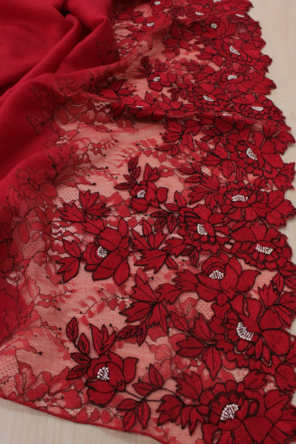 A Rose Filigree | Embroidered Wool Silk Stole