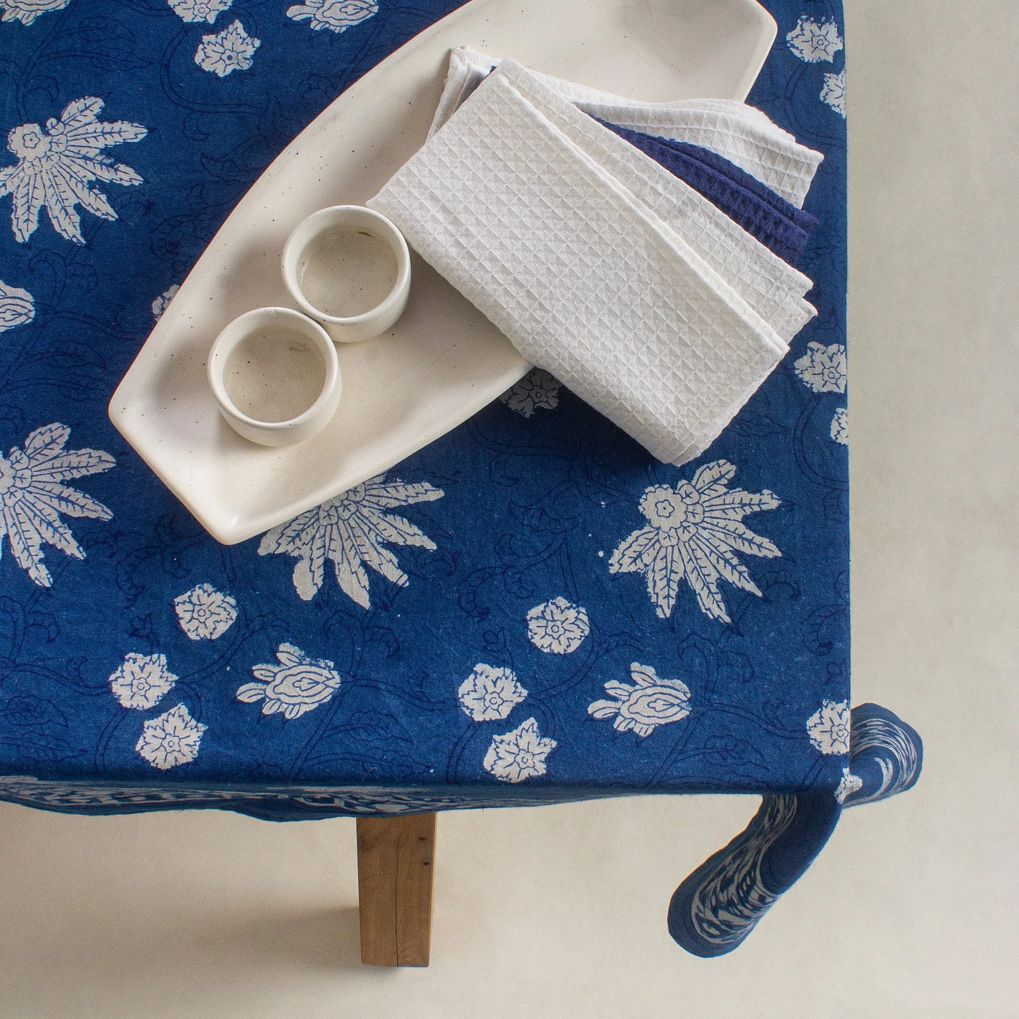 Best Indigo Floral Printed Pure Cotton Table Cover