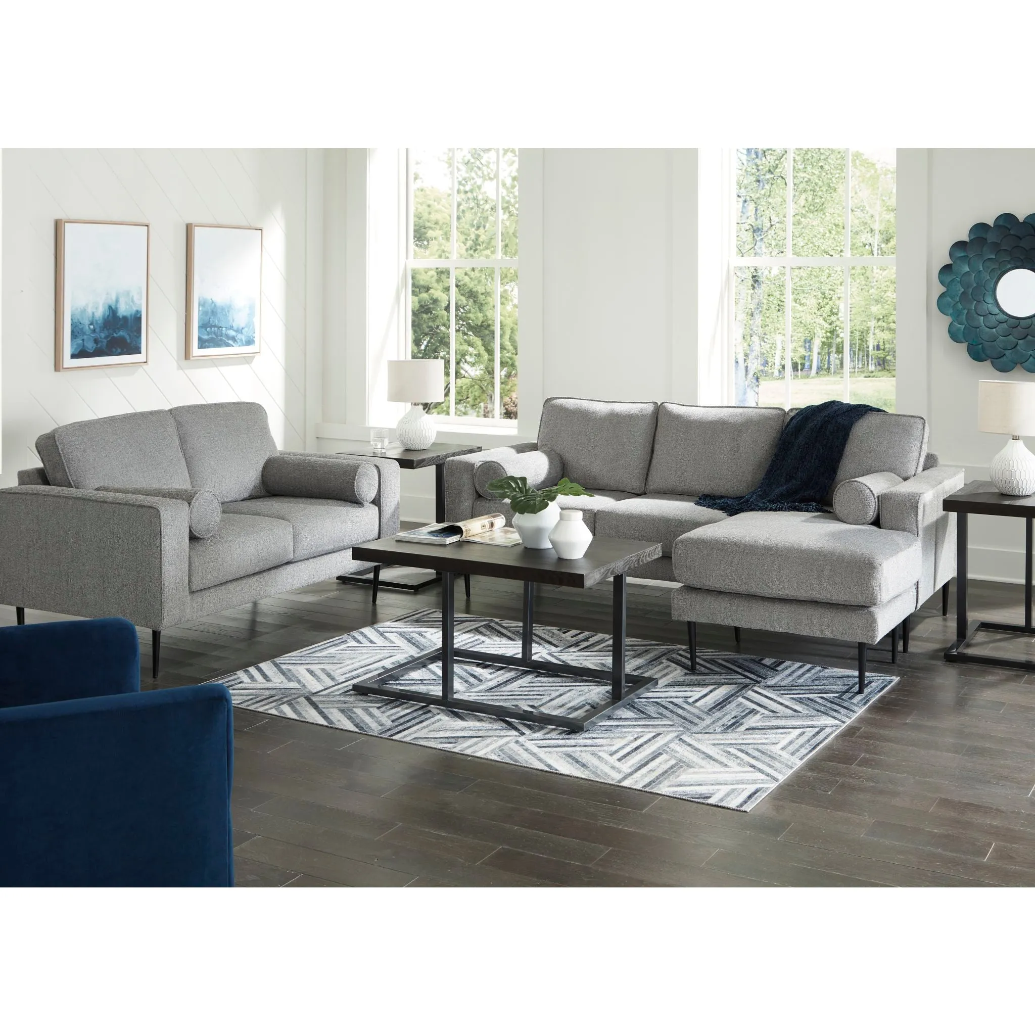 Hazela Loveseat