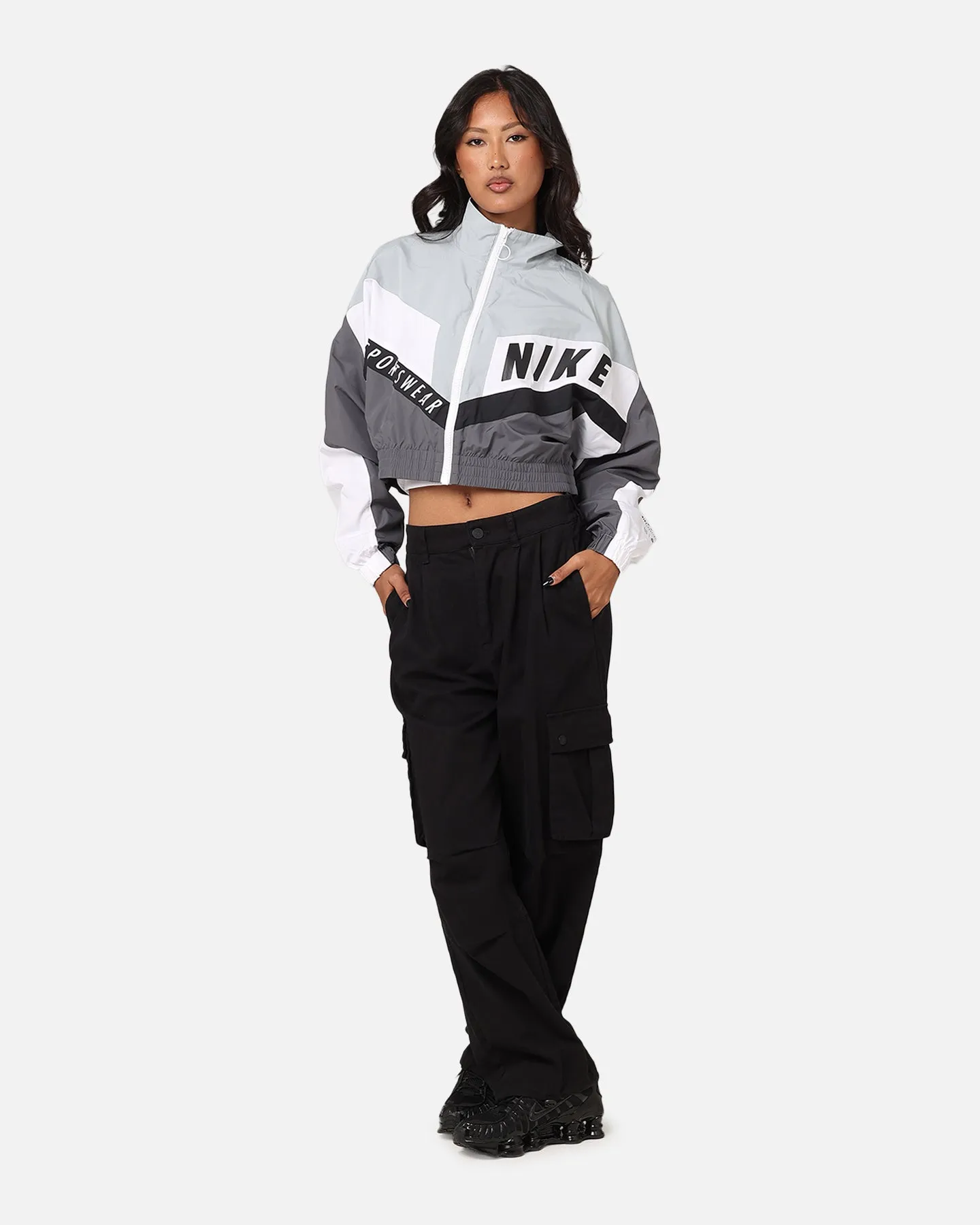 Nike Women's Sportswear Woven Street Jacket Iron Grey/Light Pumice/White