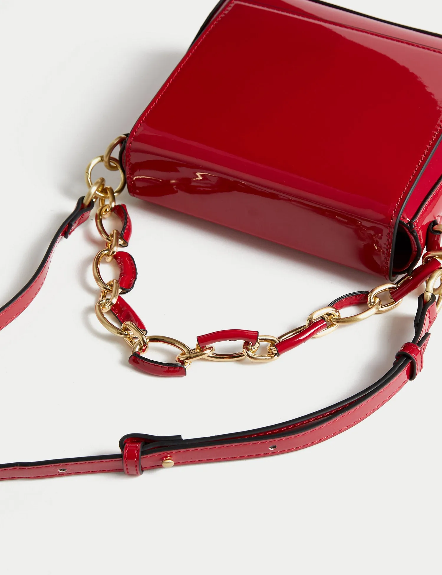 Patent Finish Chain Strap Cross Body Bag