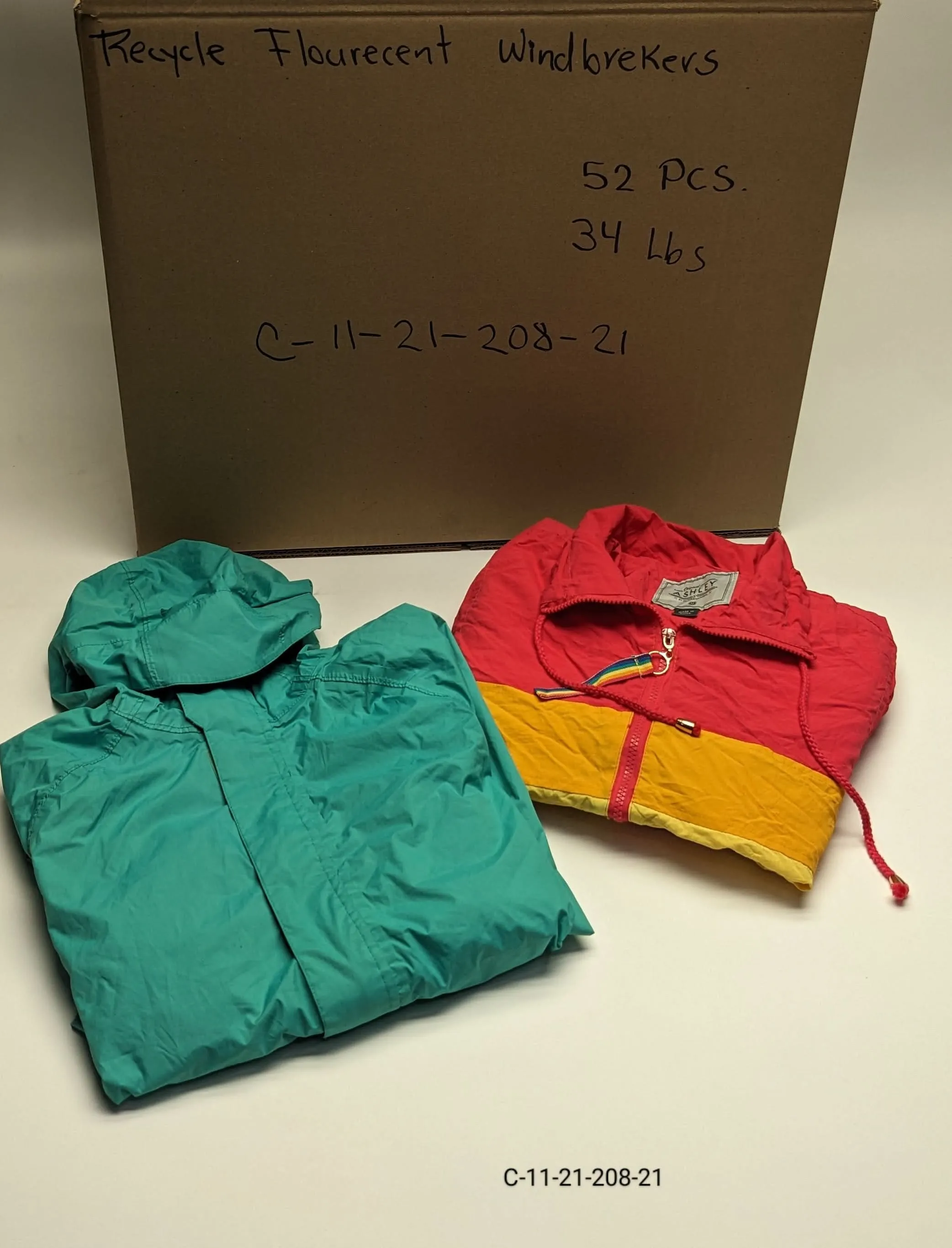 Recycle Flourescent Windbreakers 52 pcs 34 lbs C1121208-21