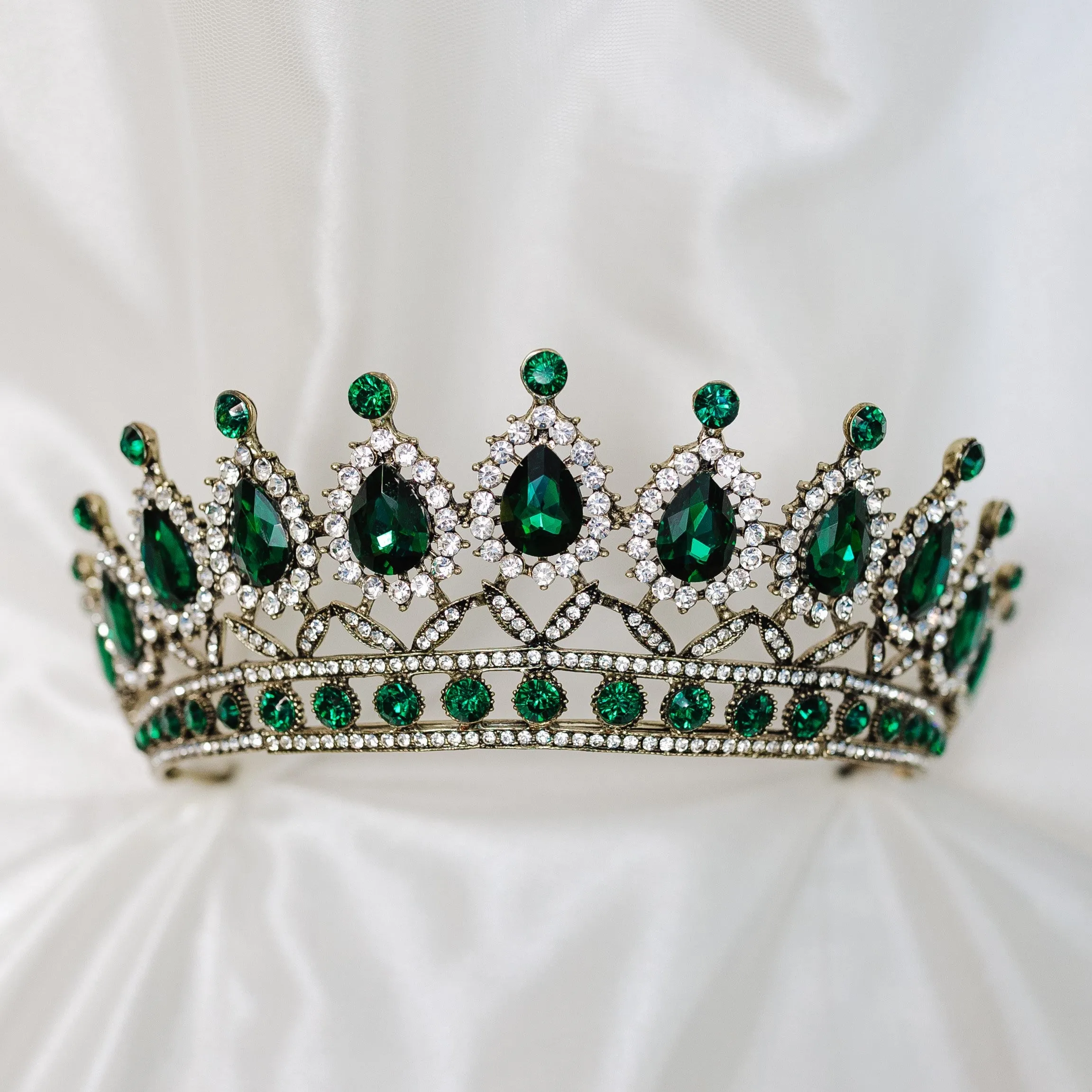 Saya's Tiara in Green & Antique Gold